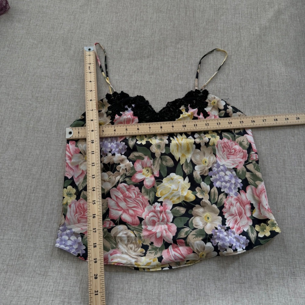 Vintage Victorias Secret Gold Label Floral Lace Beaded Camisole Top Small Black - Picture 6 of 6